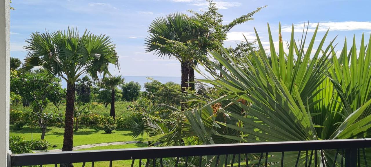 Palm Springs Bali Dive Resort Tulamben  Bagian luar foto
