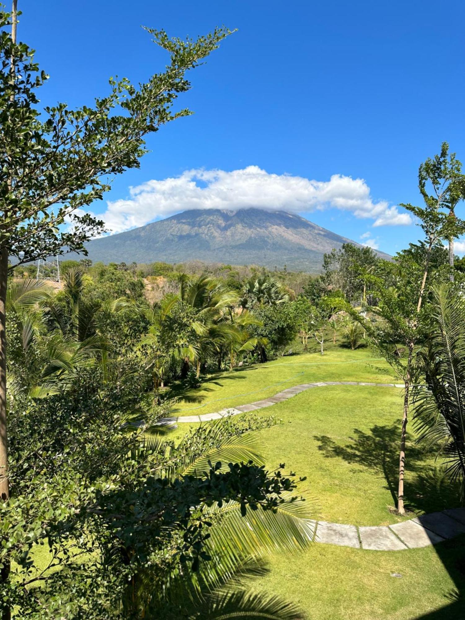 Palm Springs Bali Dive Resort Tulamben  Bagian luar foto